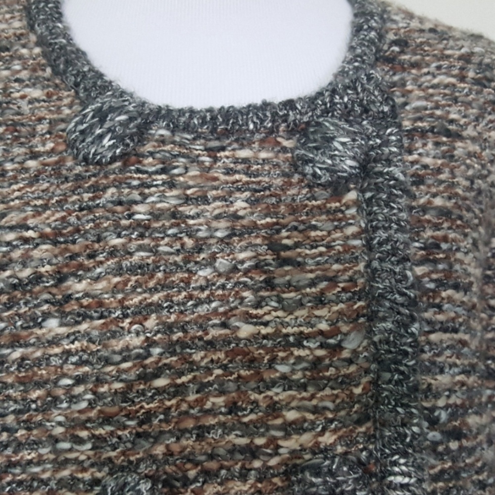 Cabi Ritz sweater - Picture 2 of 7
